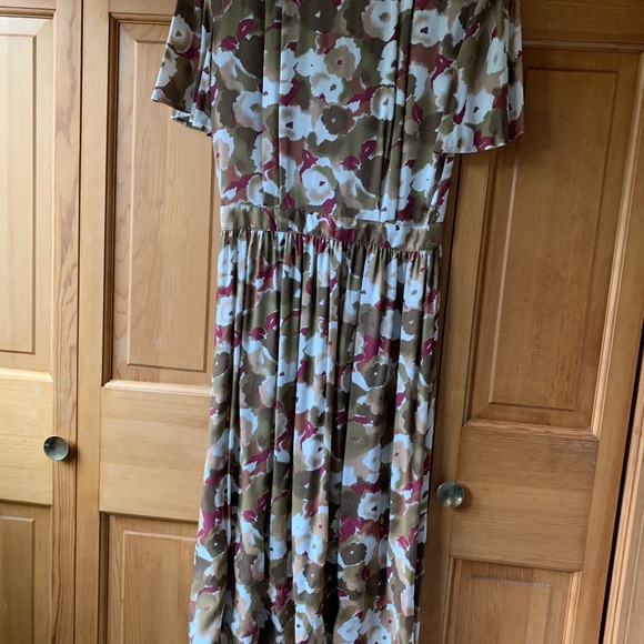 Lace collar dress - Picture 5 of 6